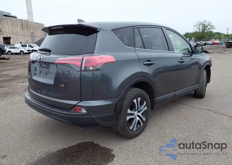 2018 Toyota Rav4 Le z USA, uszkodzony, nr VIN JTMZFREVXJJ169369